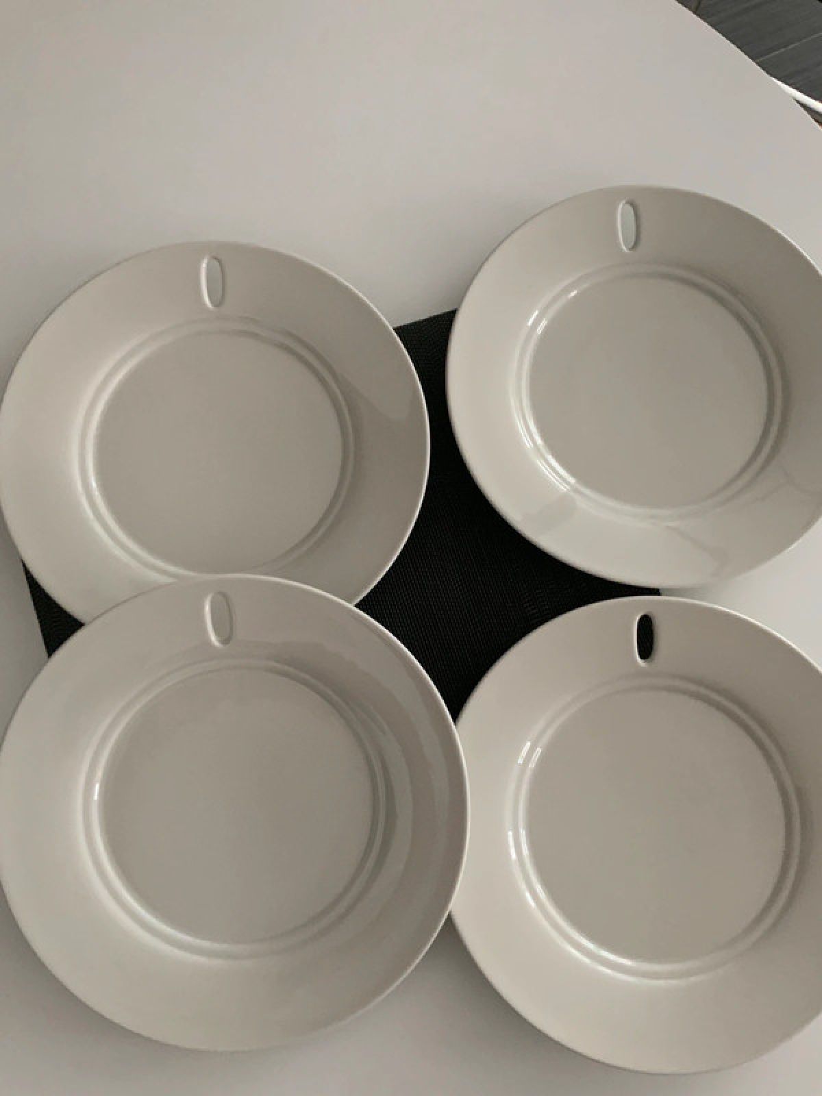 Assiettes Starck pour Alessi.