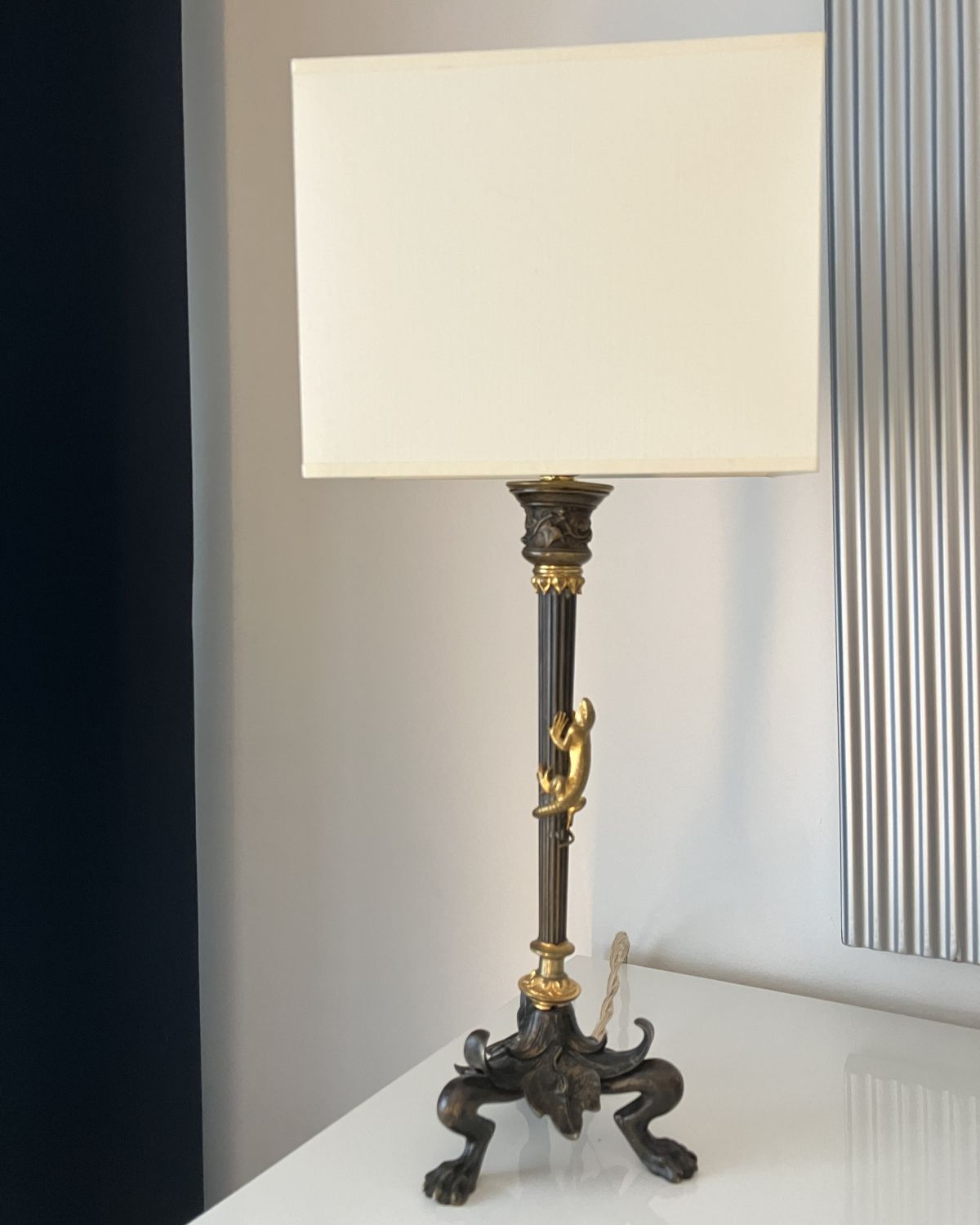 Bougeoir en bronze époque Napoléon III monté en lampe